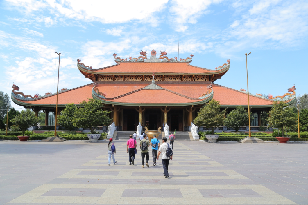 Tour Đạp Xe - Ngày Bình Yên Trên Vùng Đất Thép