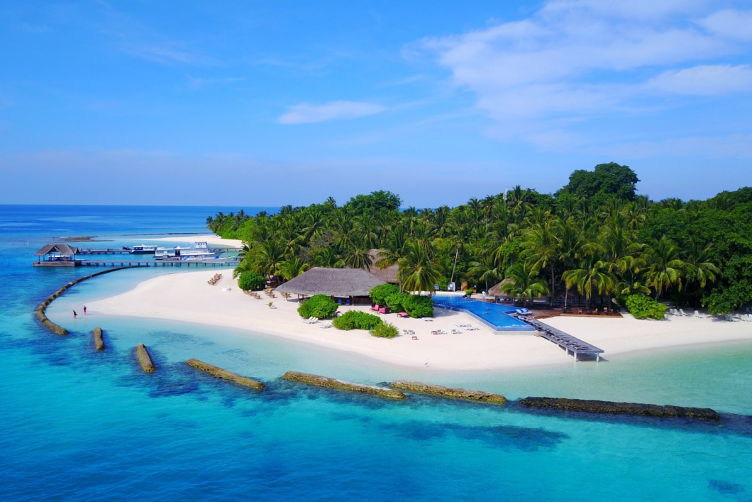 Du Lịch Maldives: Bơi Cùng Cá Mập Hiền Hòa - Ngắm Xác Tàu Đắm - Nghỉ Dưỡng 01 Đêm Water Villa