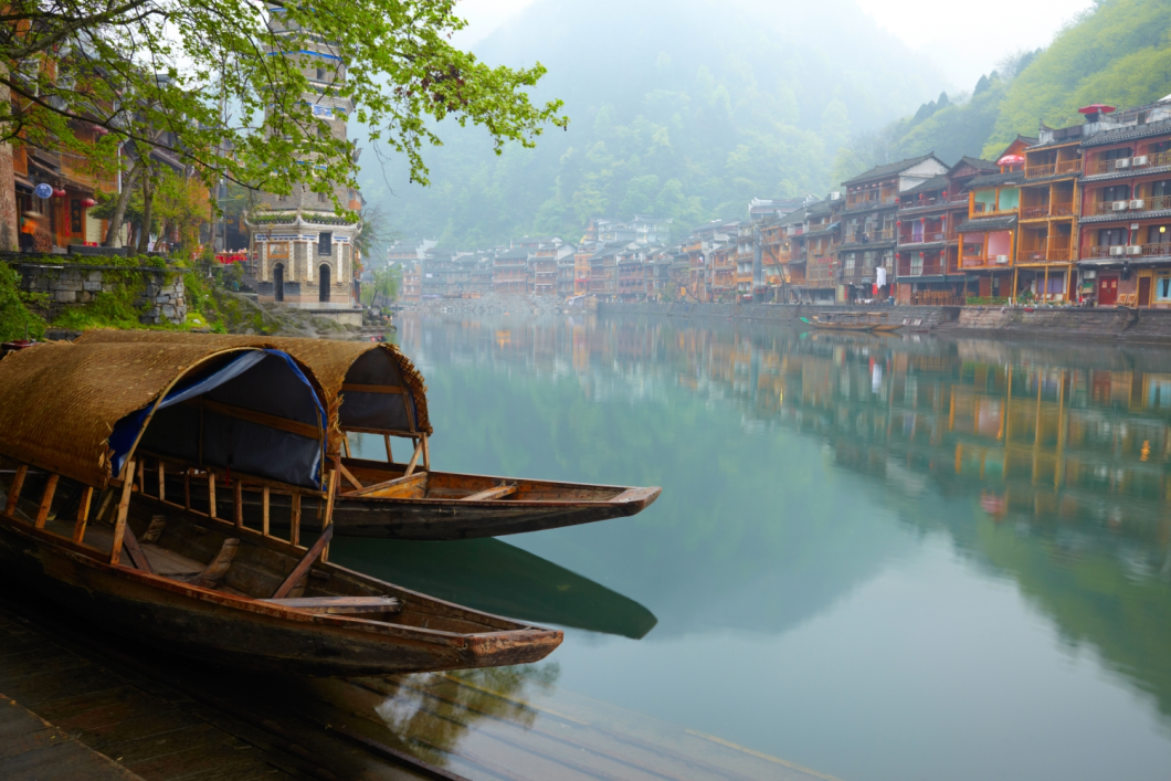 Du Lịch Trung Quốc: Trương Gia Giới - Phượng Hoàng Cổ Trấn - Vũ Lăng Nguyên