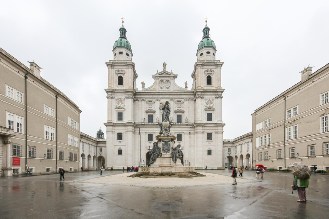 Du Lịch Đông Âu:  Cộng Hòa Séc - Đức - Áo - Slovakia - Hungary
