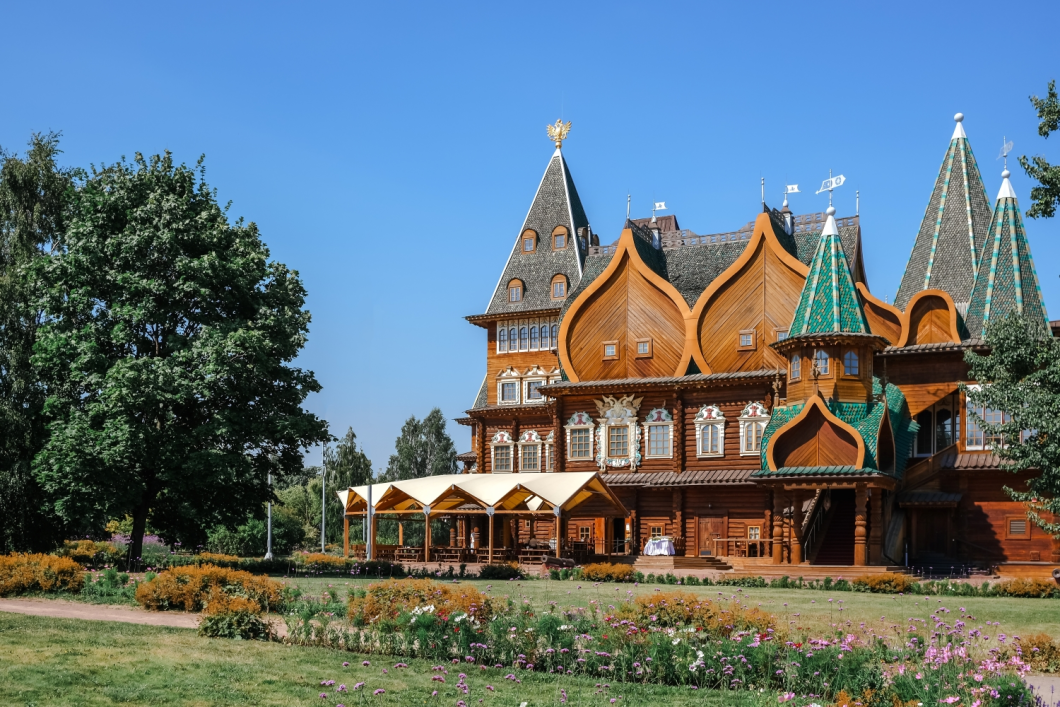 Du Lịch Nga (Mùa Thu): Moscow - Saint Petersburg