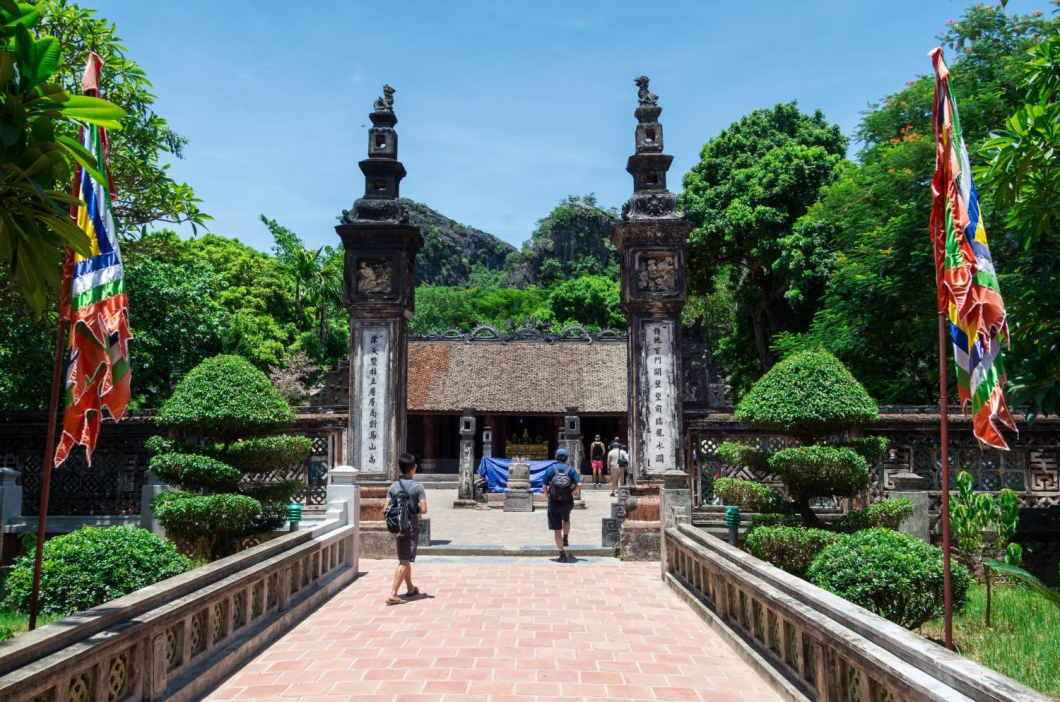 Du Lịch Hà Nội - Ninh Bình - Tuyệt Tình Cốc - Bái Đính - Tràng An - Hạ Long