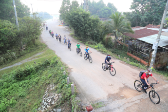 Du Lịch Củ Chi: Tour Xe Đạp - Ngày Bình Yên Trên Vùng Đất Thép