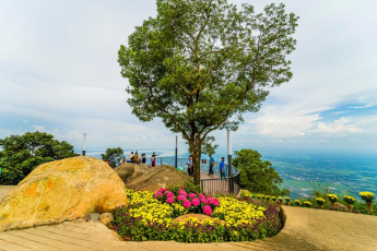 Du Lịch Tây Ninh: Núi Bà Đen - Tòa Thánh - Chùa Hang - Vườn Ưu Đàm - Đỉnh Vân Sơn