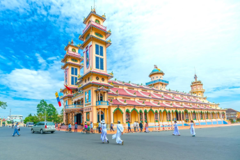 Du Lịch Tây Ninh: Núi Bà Đen - Tòa Thánh - Chùa Hang - Vườn Ưu Đàm - Đỉnh Vân Sơn