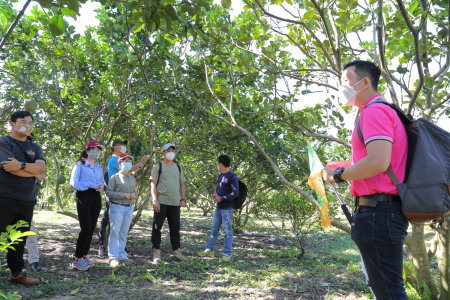 Tour đạp xe - Ngày bình yên trên vùng đất thép
