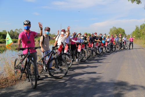 BenThanh Tourist khảo sát tour Ngày bình yên trên vùng đất thép