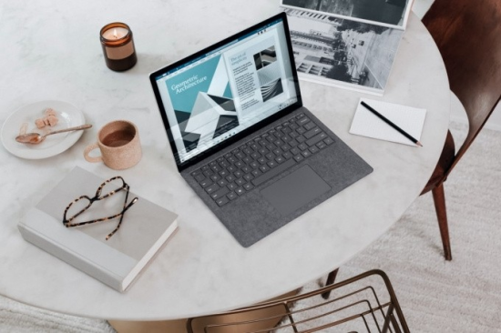 Kinh nghiệm bảo quản laptop khi đi du lịch