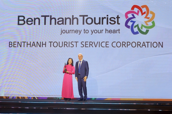 HR Asia Awards vinh danh BenThanh Tourist "Nơi làm việc tốt nhất châu Á năm 2024"