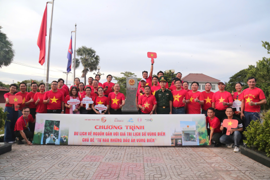 Hành trình “Tự hào dấu ấn vùng biên”, khắc ghi chủ quyền dân tộc