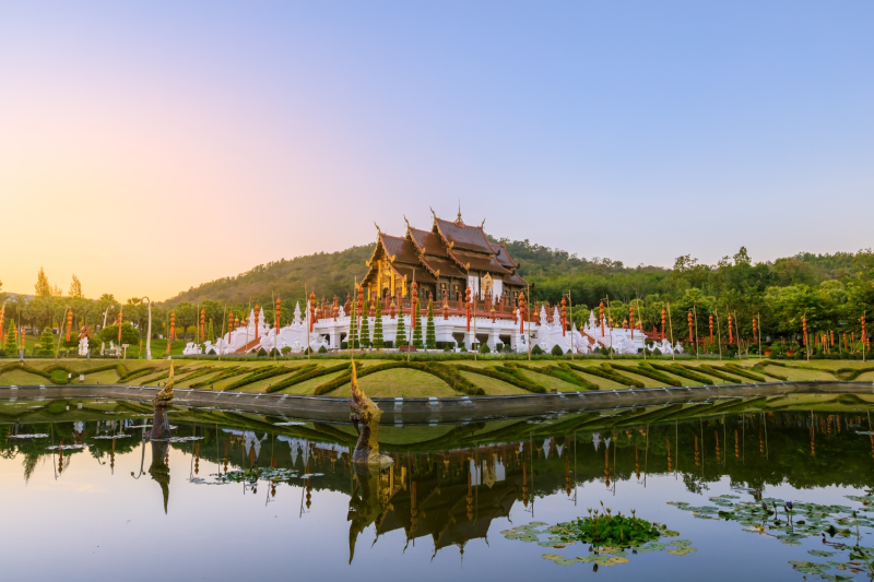 Du Lịch Thái Lan: Chiang Mai - Chiang Rai - Đặc Sản Địa Phương - Khu Bảo Tồn Voi - Thiên Đường Hoa Royal Flora Garden