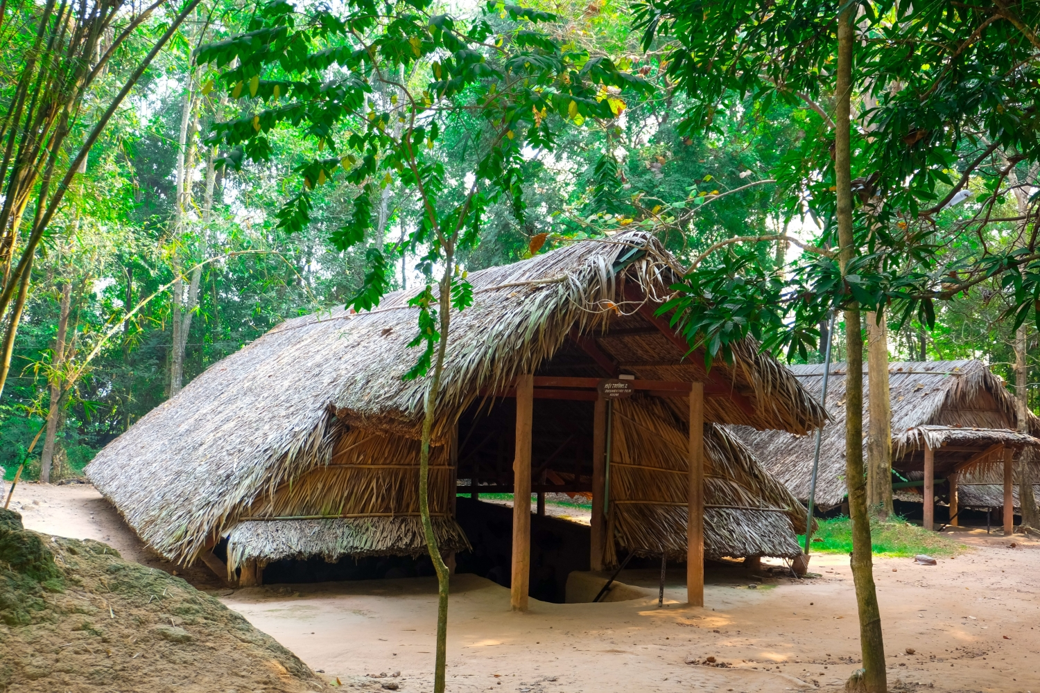 Địa đạo Củ Chi