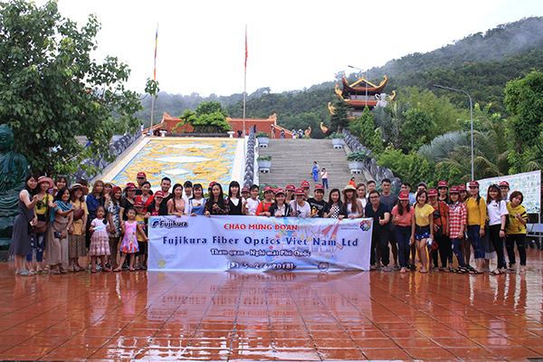 Mạng bán tour du lịch trực tuyến hàng đầu tại Việt Nam | BenThanh Tourist Mạng bán tour du lịch trực tuyến hàng đầu tại Việt Nam | BenThanh Tourist