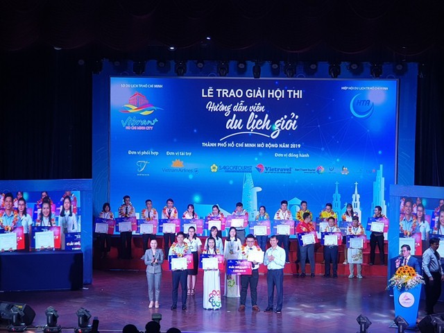 Mạng bán tour du lịch trực tuyến hàng đầu tại Việt Nam | BenThanh Tourist