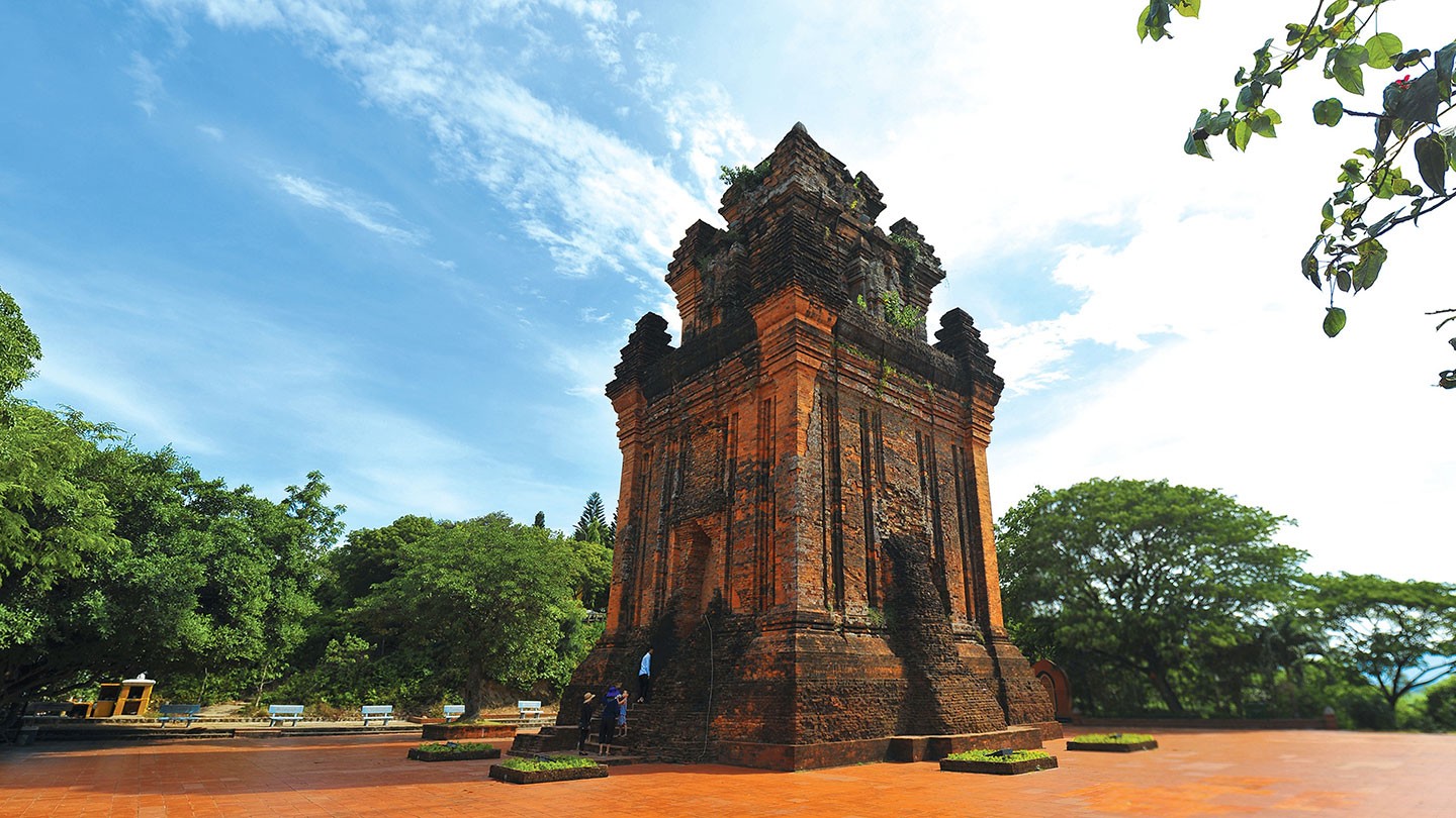 Mạng bán tour du lịch trực tuyến hàng đầu tại Việt Nam | BenThanh Tourist