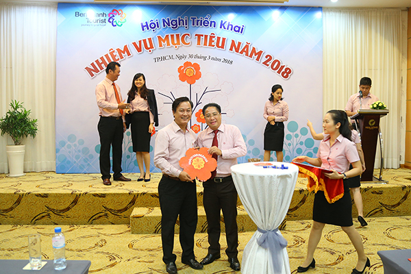 Mạng bán tour du lịch trực tuyến hàng đầu tại Việt Nam | BenThanh Tourist Mạng bán tour du lịch trực tuyến hàng đầu tại Việt Nam | BenThanh Tourist