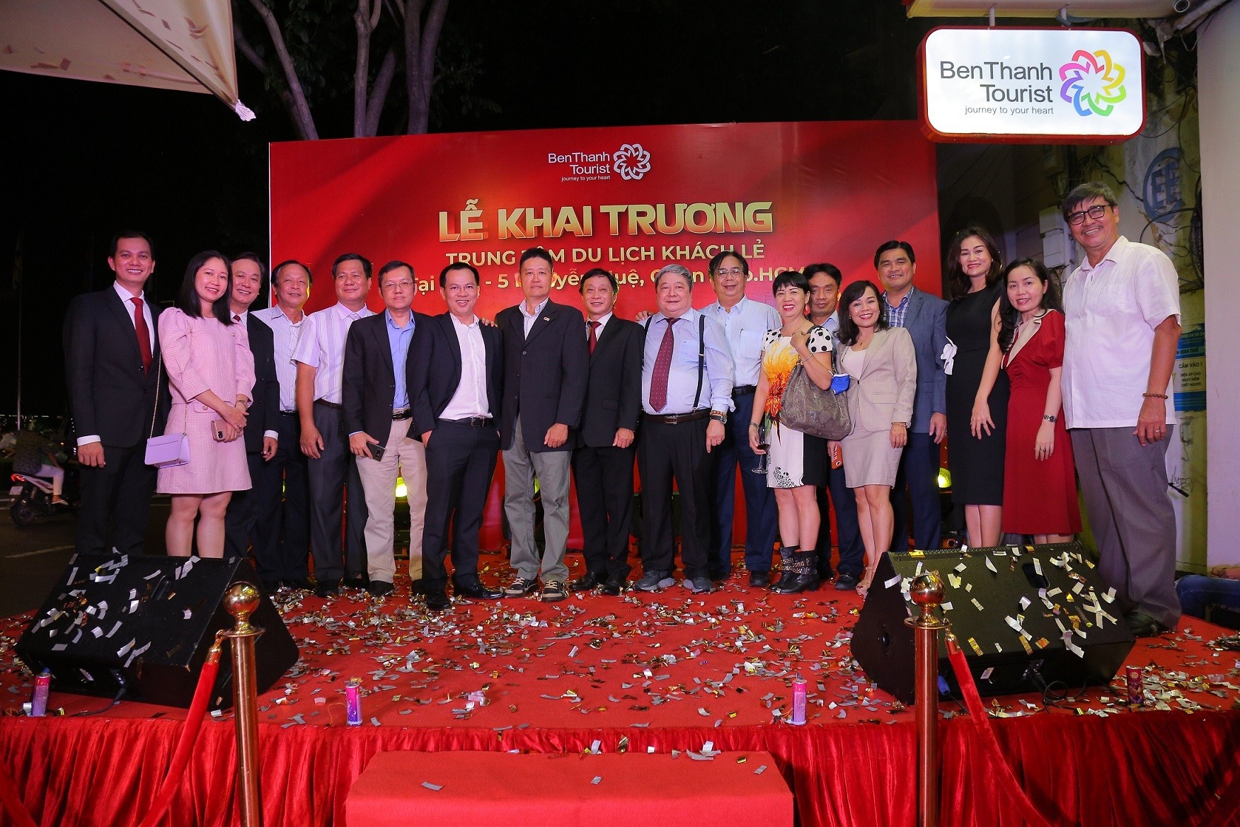 Mạng bán tour du lịch trực tuyến hàng đầu tại Việt Nam | BenThanh Tourist Mạng bán tour du lịch trực tuyến hàng đầu tại Việt Nam | BenThanh Tourist
