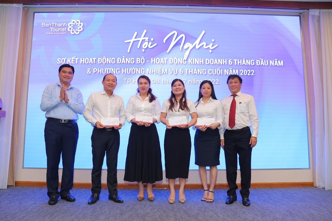 Mạng bán tour du lịch trực tuyến hàng đầu tại Việt Nam | BenThanh Tourist Mạng bán tour du lịch trực tuyến hàng đầu tại Việt Nam | BenThanh Tourist