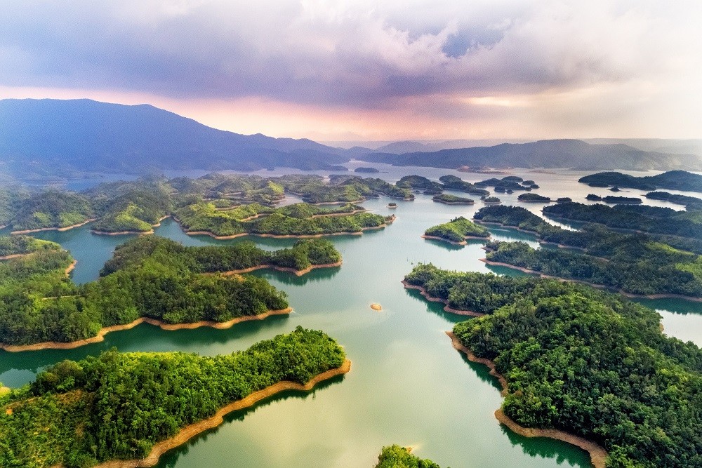 Mạng bán tour du lịch trực tuyến hàng đầu tại Việt Nam | BenThanh Tourist
