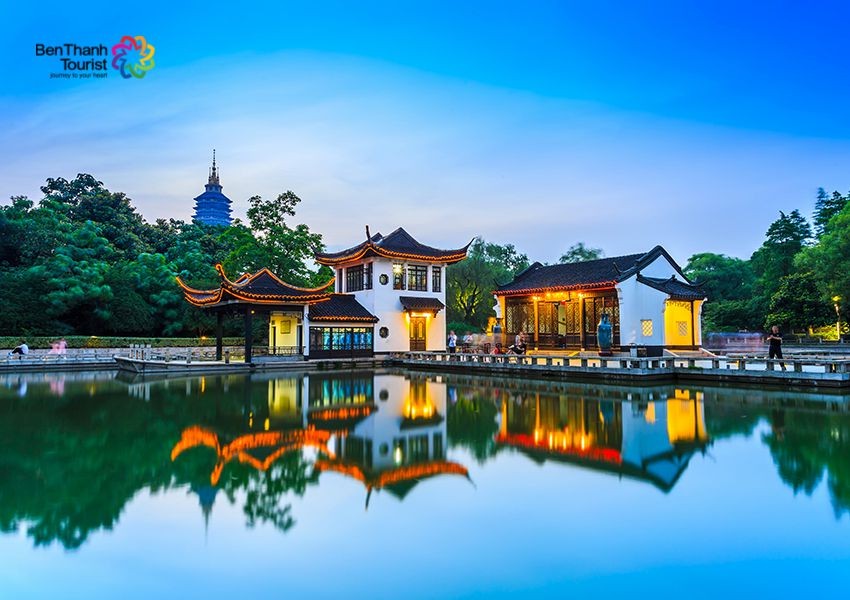 Mạng bán tour du lịch trực tuyến hàng đầu tại Việt Nam | BenThanh Tourist Mạng bán tour du lịch trực tuyến hàng đầu tại Việt Nam | BenThanh Tourist