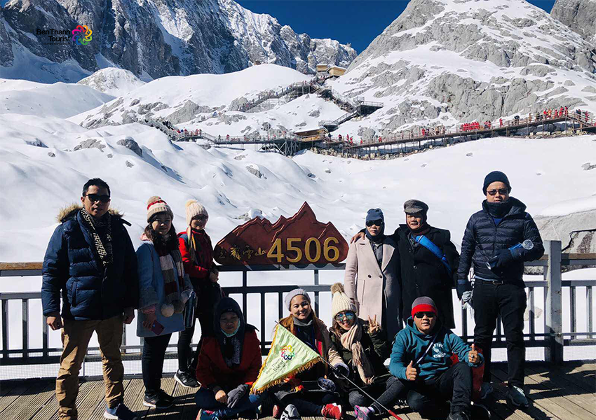 Mạng bán tour du lịch trực tuyến hàng đầu tại Việt Nam | BenThanh Tourist Mạng bán tour du lịch trực tuyến hàng đầu tại Việt Nam | BenThanh Tourist