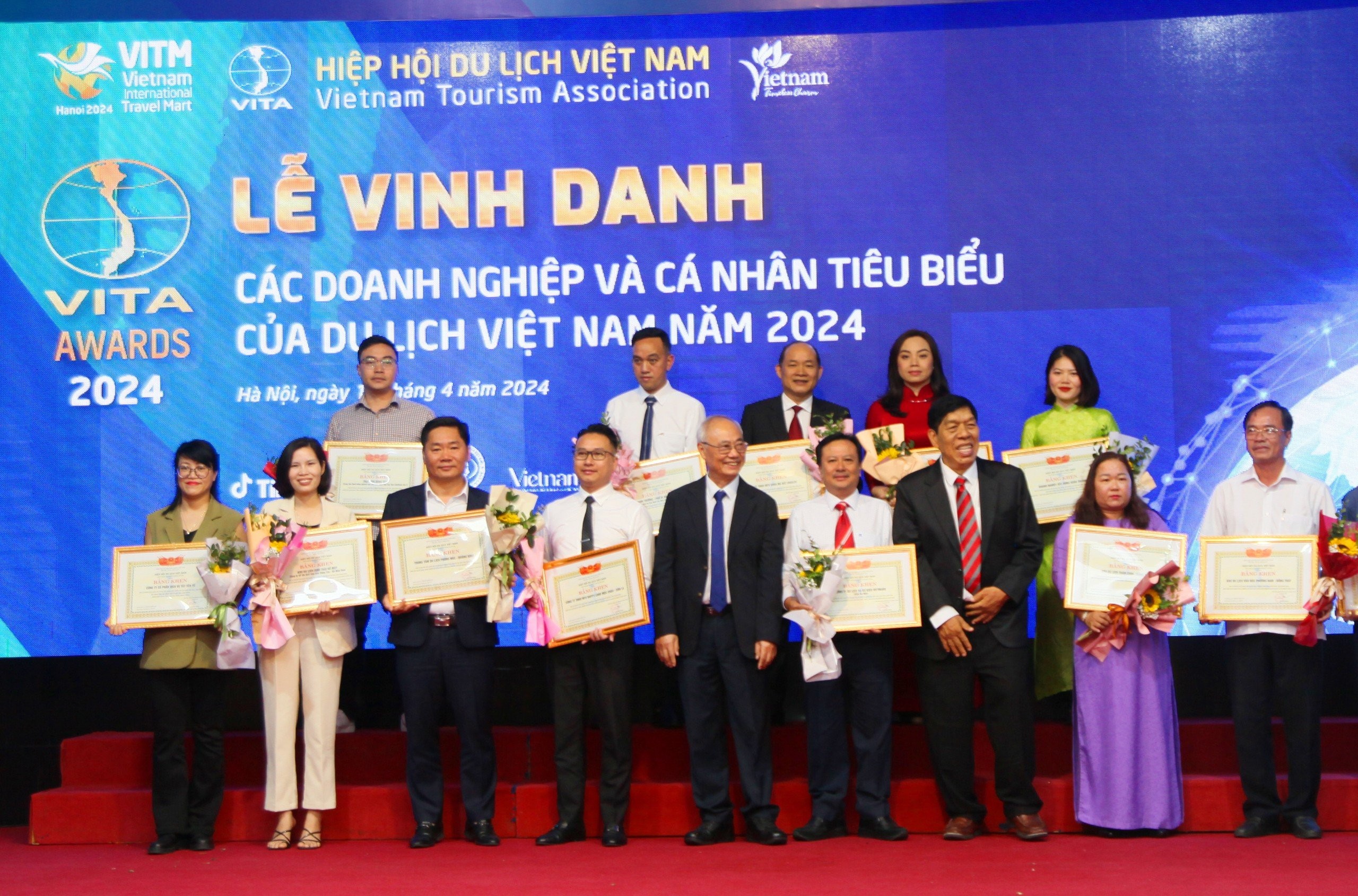 Mạng bán tour du lịch trực tuyến hàng đầu tại Việt Nam | BenThanh Tourist Mạng bán tour du lịch trực tuyến hàng đầu tại Việt Nam | BenThanh Tourist
