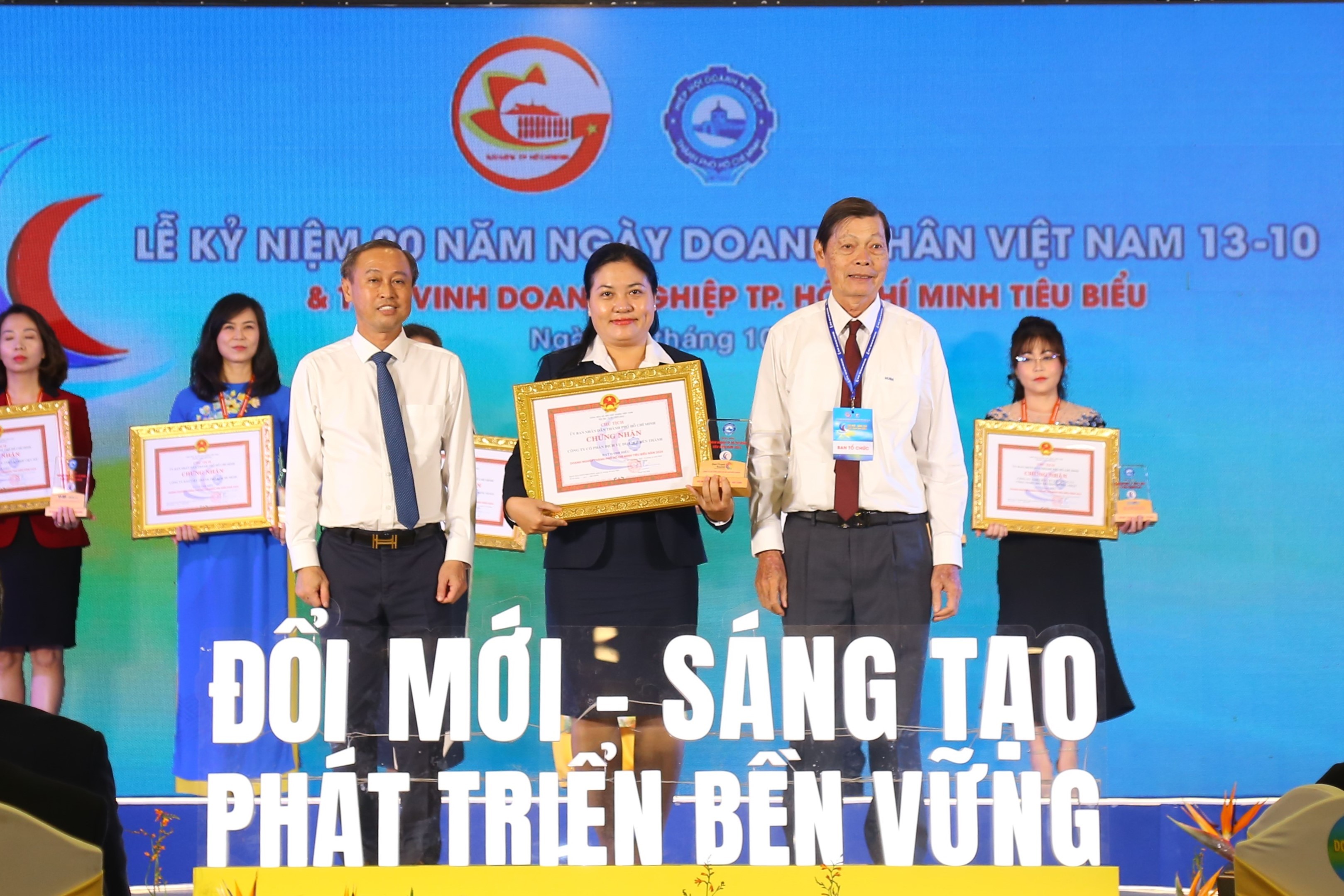 Mạng bán tour du lịch trực tuyến hàng đầu tại Việt Nam | BenThanh Tourist Mạng bán tour du lịch trực tuyến hàng đầu tại Việt Nam | BenThanh Tourist