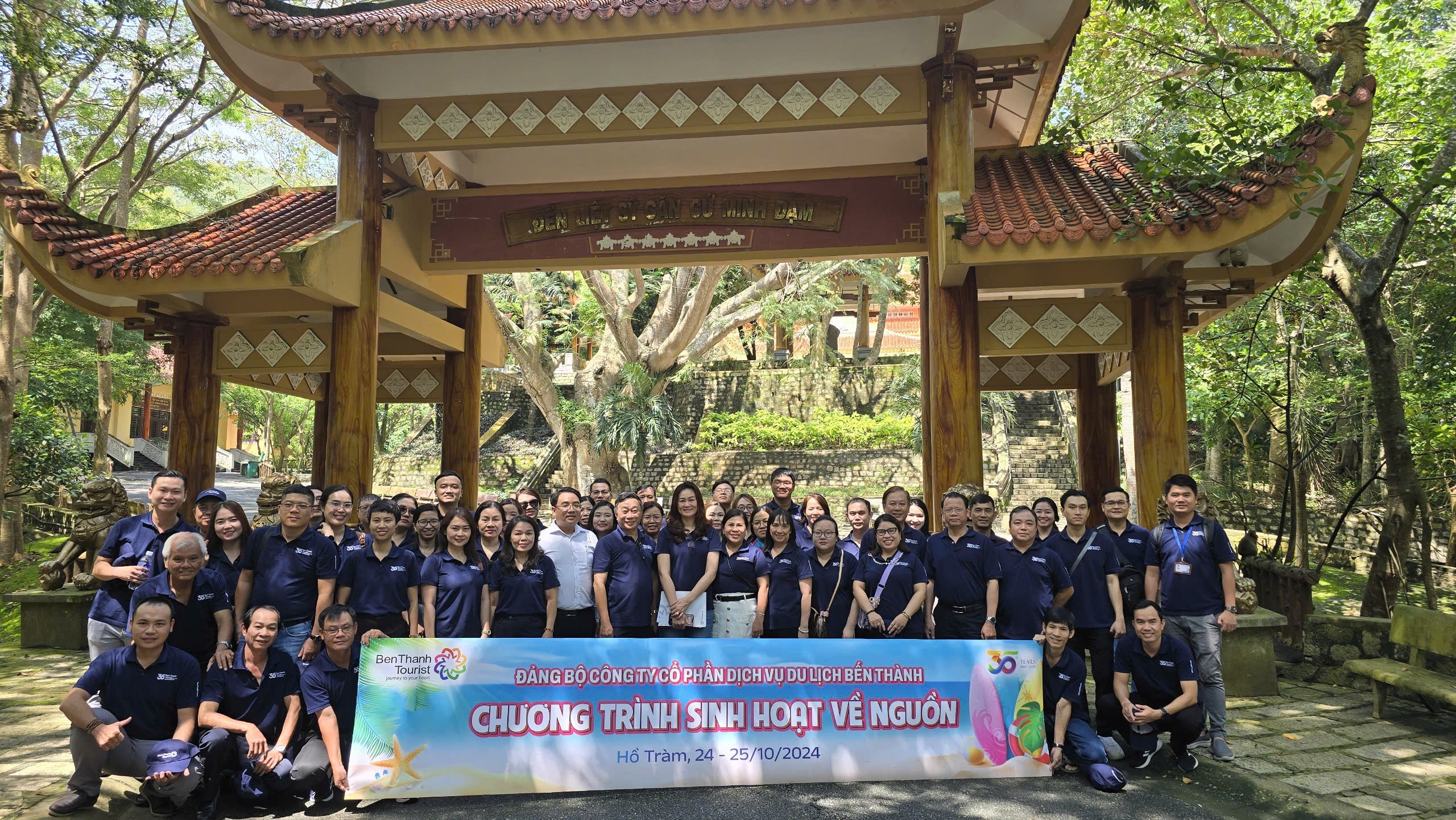 Mạng bán tour du lịch trực tuyến hàng đầu tại Việt Nam | BenThanh Tourist Mạng bán tour du lịch trực tuyến hàng đầu tại Việt Nam | BenThanh Tourist